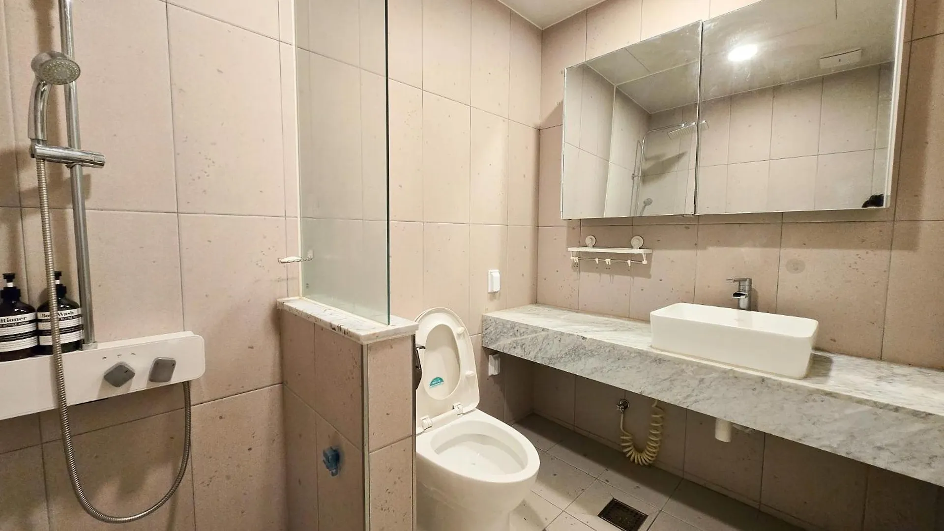 Guest house Unique House Hotel Incheon