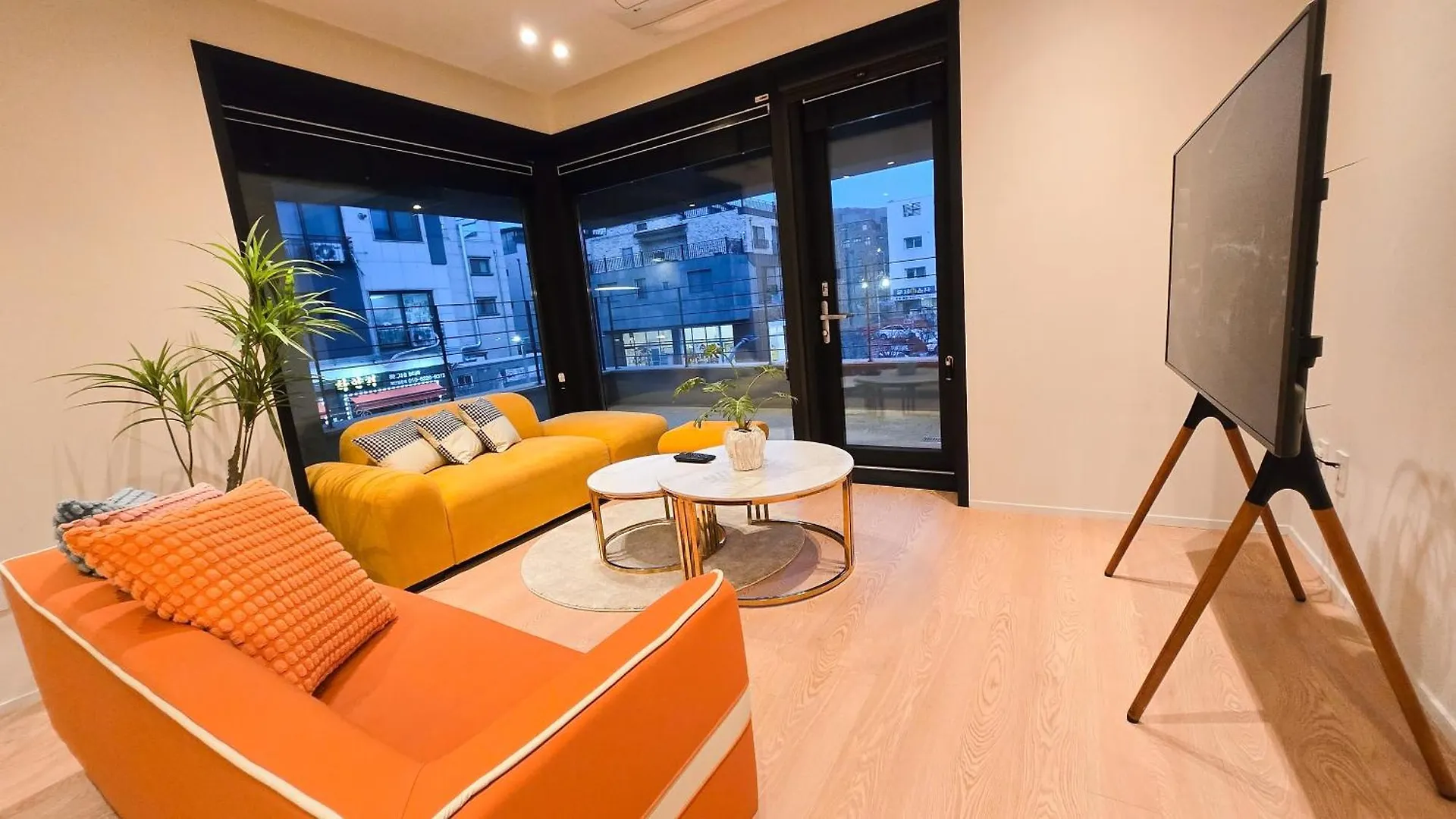 Guest house Unique House Hotel Incheon