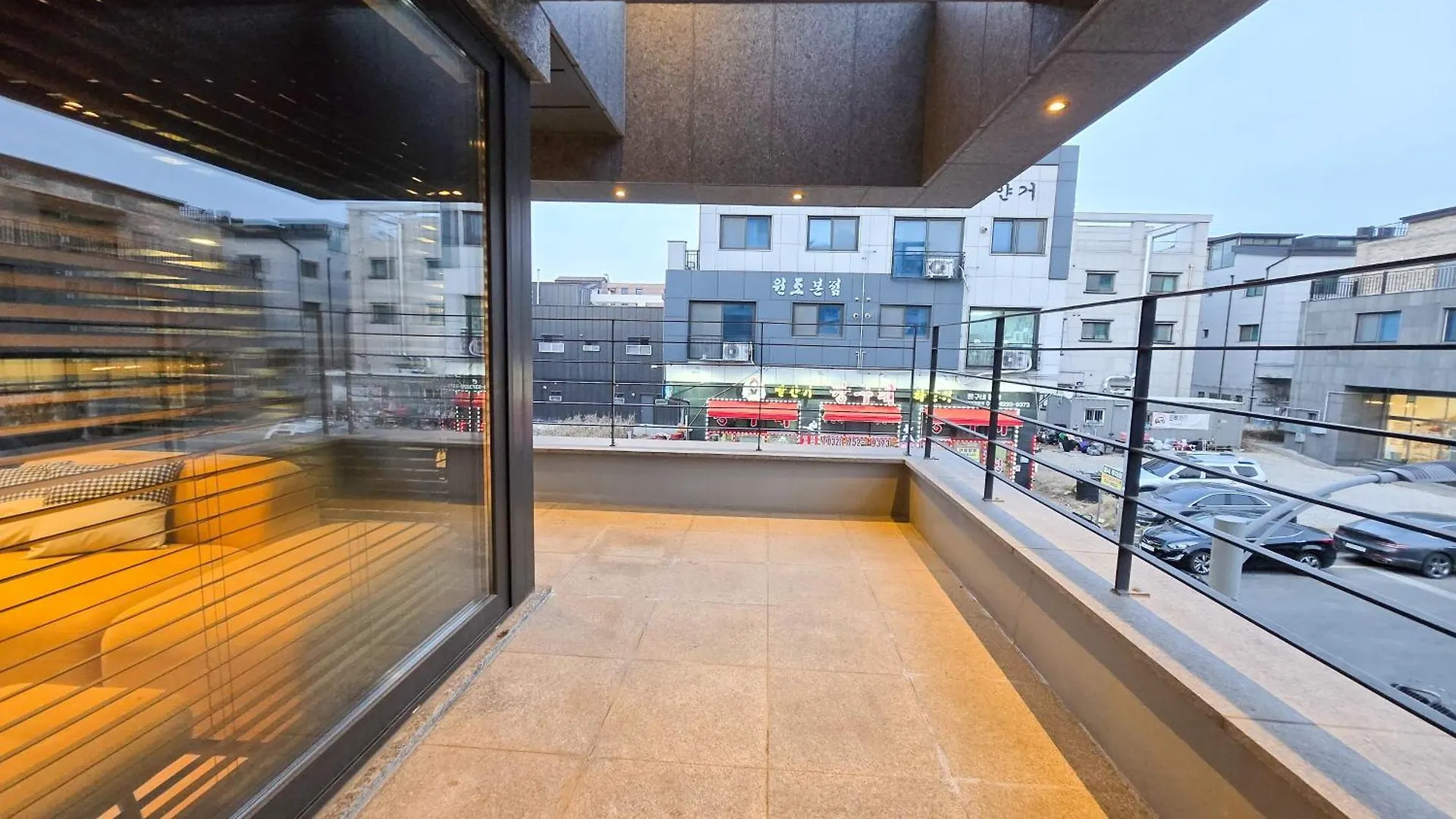 Unique House Hotel Incheon