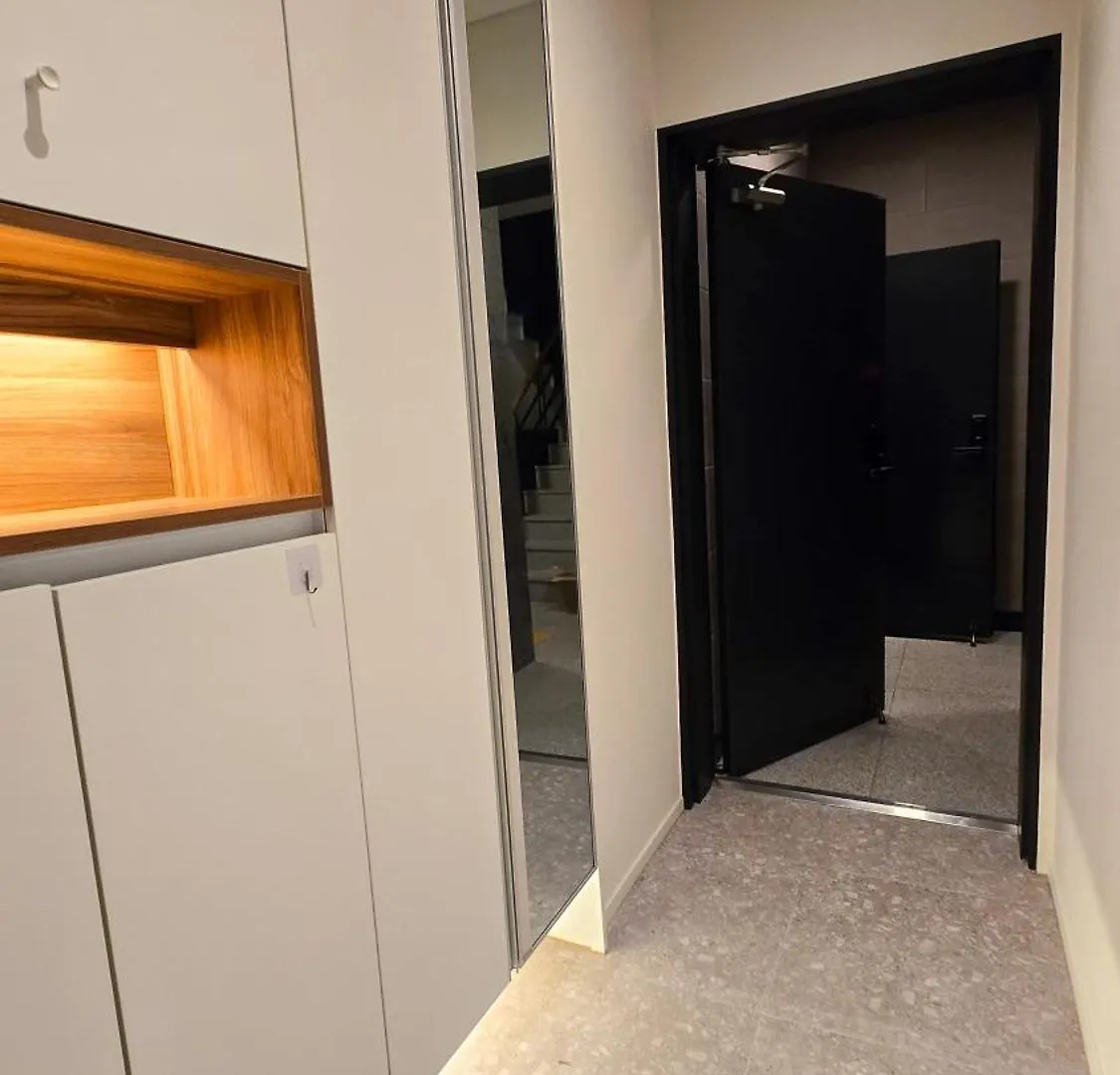 Unique House Hotel Incheon Guest house